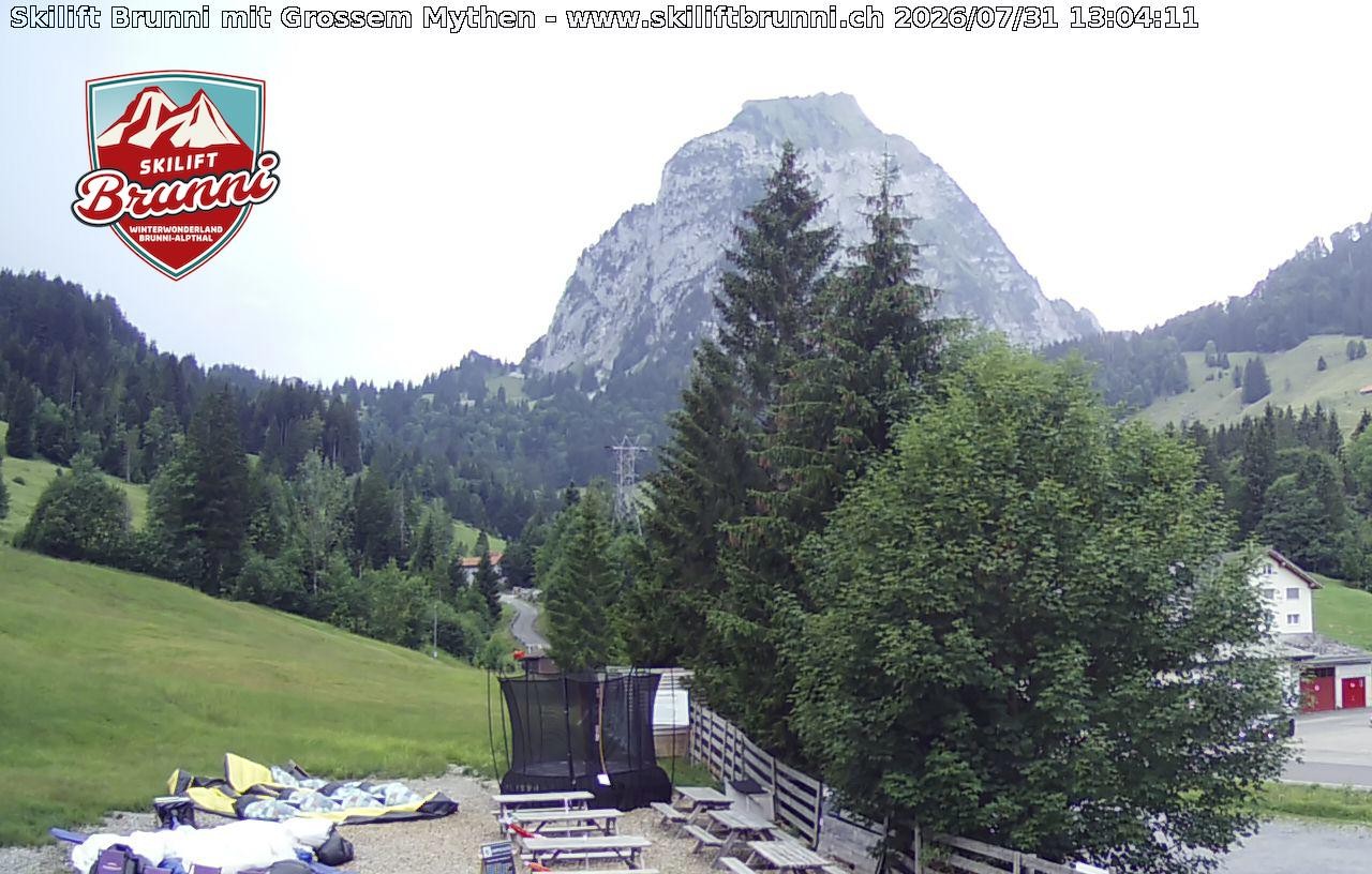 Archived image Webcam Panorama Mythen