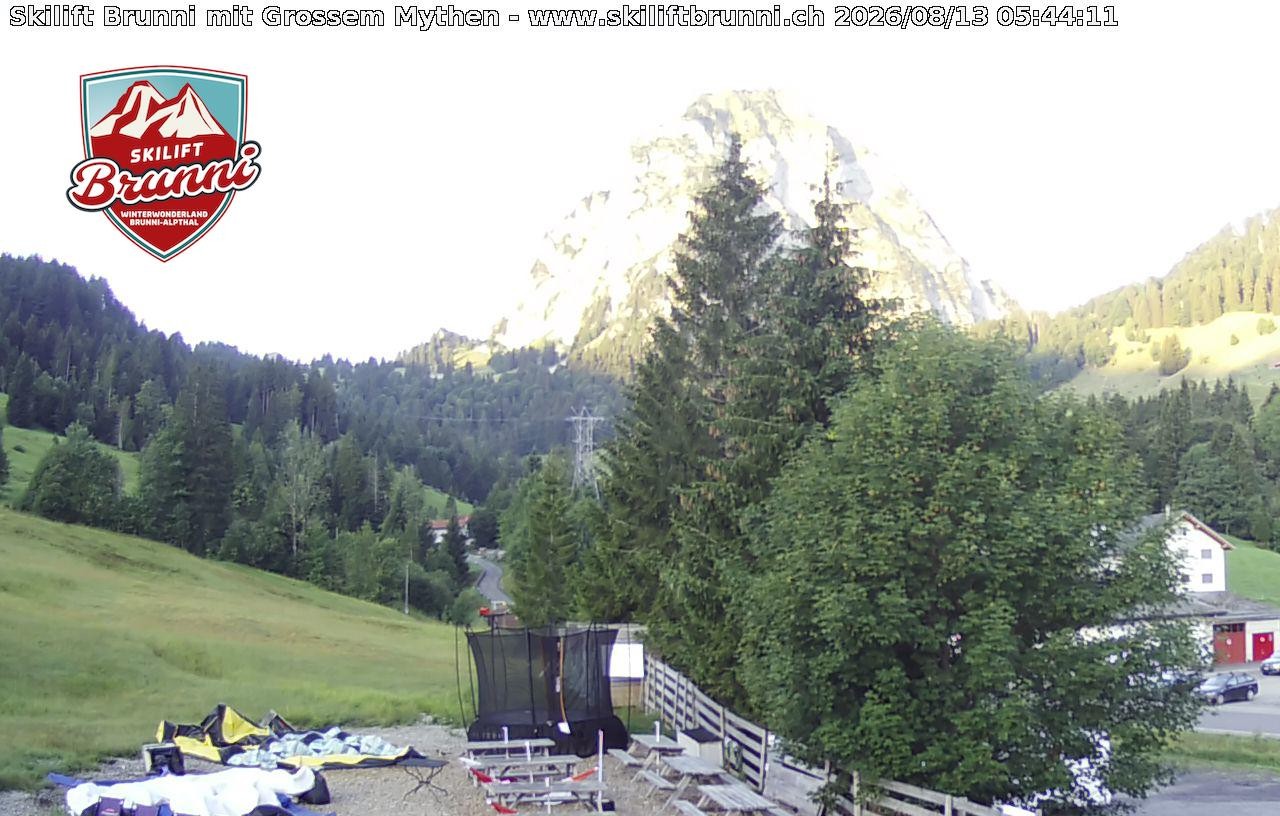 Archived image Webcam Panorama Mythen