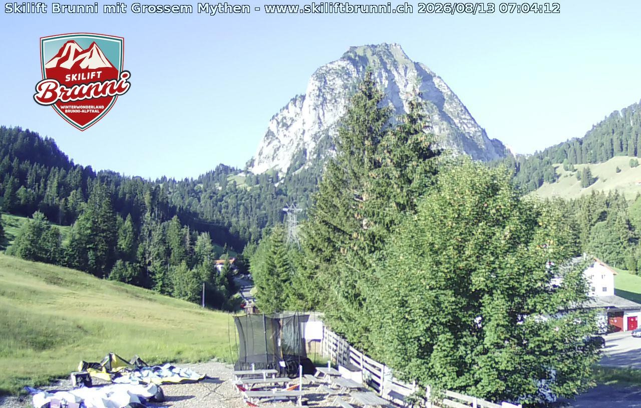 Archived image Webcam Panorama Mythen