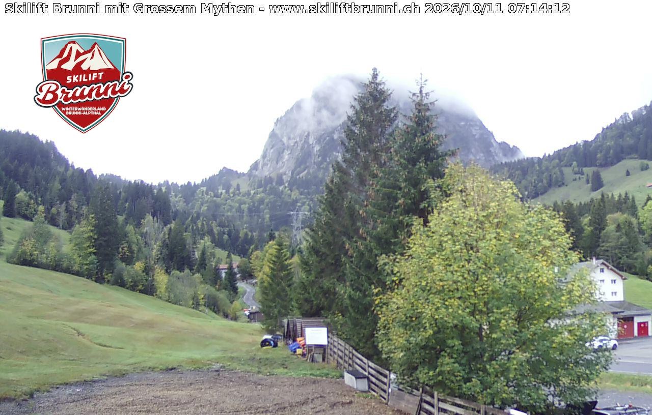 Archived image Webcam Panorama Mythen