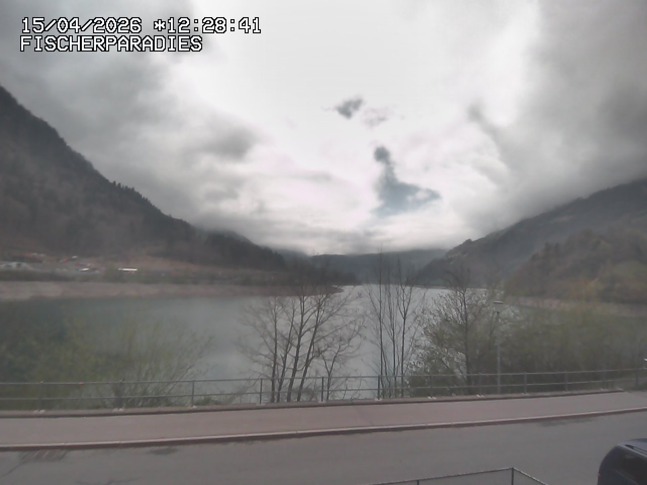 Archived image Webcam "Fischerparadies" Lungerersee