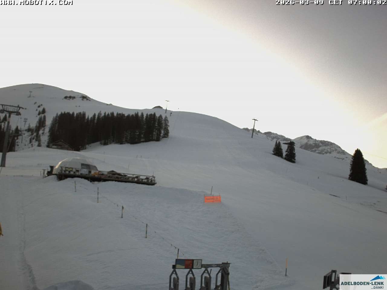 Archiv Foto Webcam Talstation Metschstand, Adelboden-Lenk
