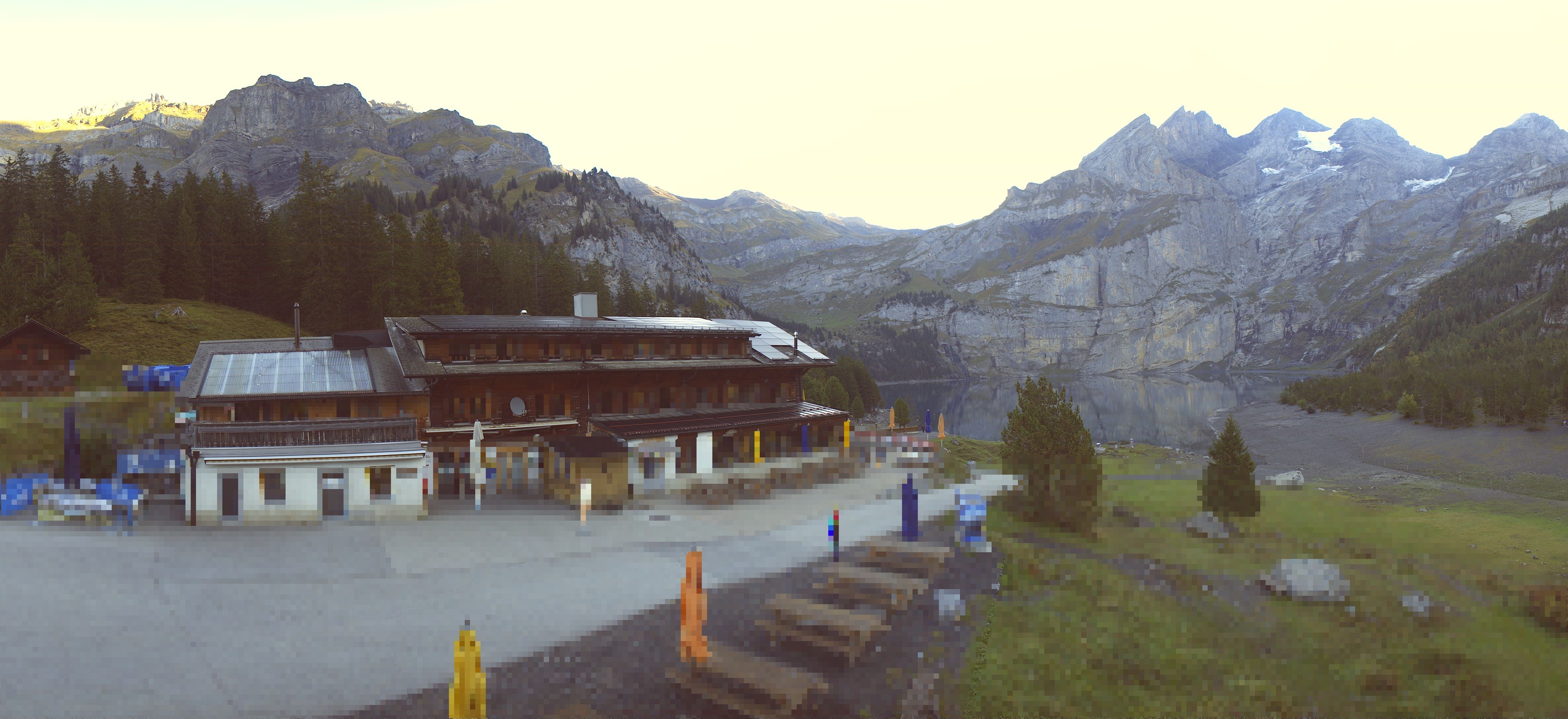 Archived image Webcam Kandersteg: Lake Oeschinensee (1578 m)