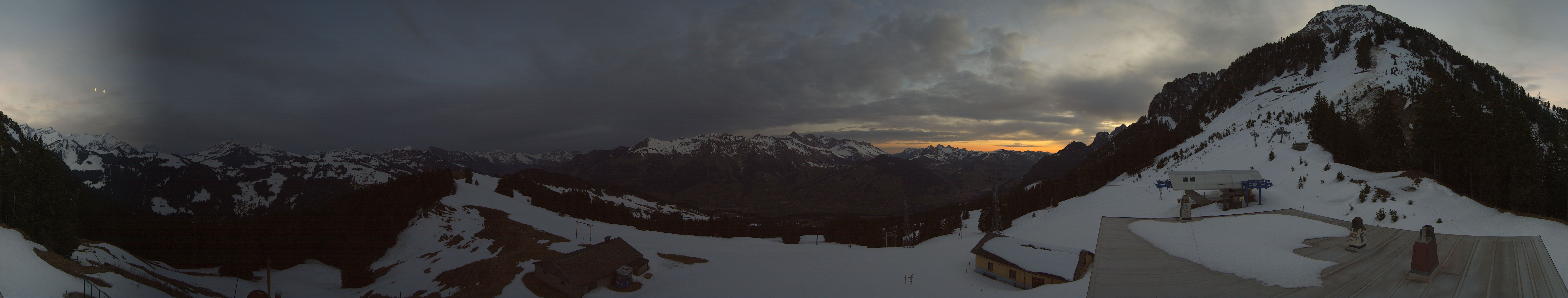 Archiv Foto Webcam La Braye: Télé-Château-d'Oex