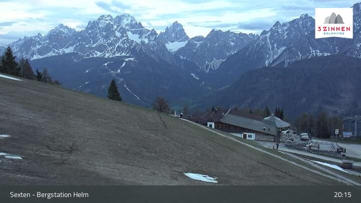 Archived image Webcam Sexten Dolomites: Helm Mountain