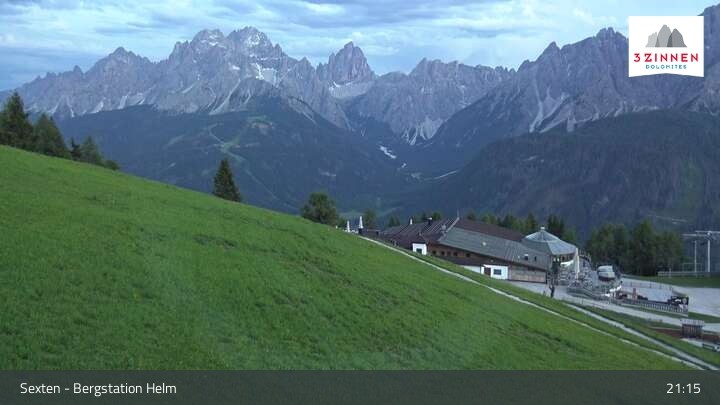 Archiv Foto Webcam Helm Plateau in den Sextner Dolomiten