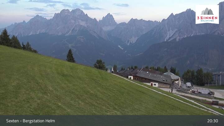 Archiv Foto Webcam Helm Plateau in den Sextner Dolomiten