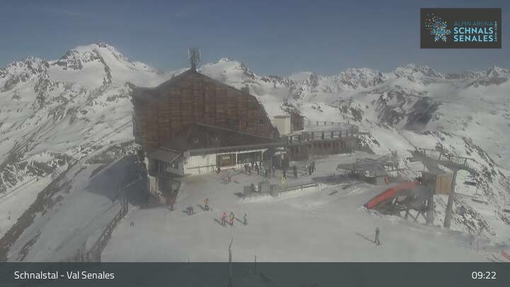 Archived image Webcam Schnalstal Gletscherbahn - Top Station