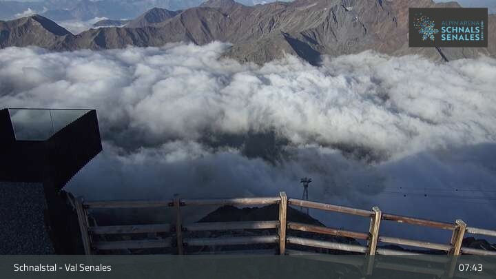 Archived image Webcam Schnalstal Gletscherbahn - Top Station