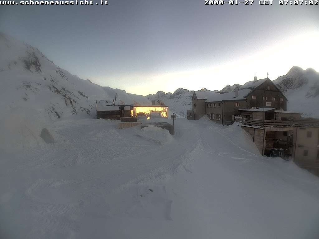 Archived image Webcam Schnalstal: Hut "Schöne Aussicht"