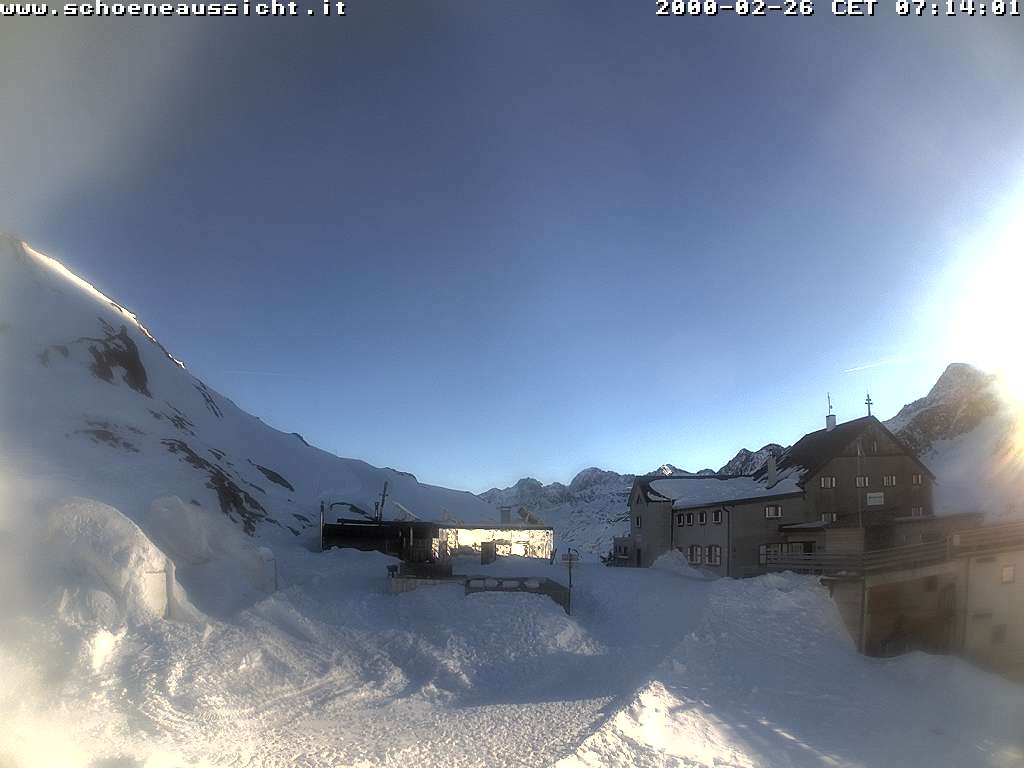 Archived image Webcam Schnalstal: Hut "Schöne Aussicht"