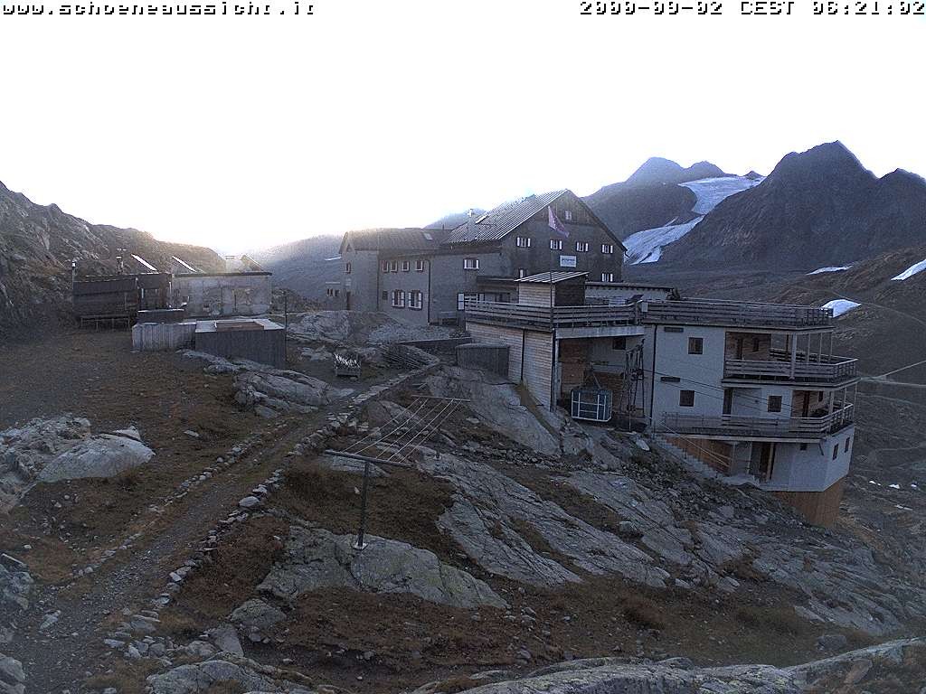 Archived image Webcam Schnalstal: Hut "Schöne Aussicht"