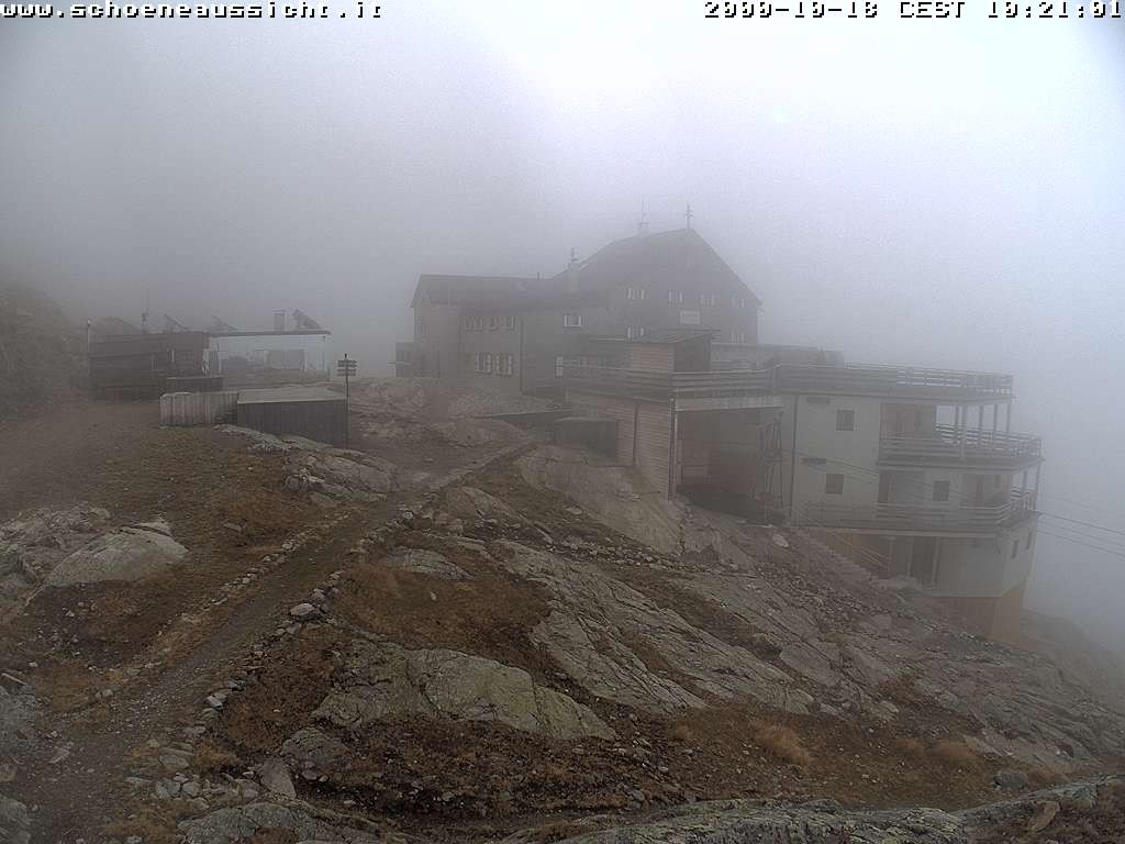 Archived image Webcam Schnalstal: Hut "Schöne Aussicht"