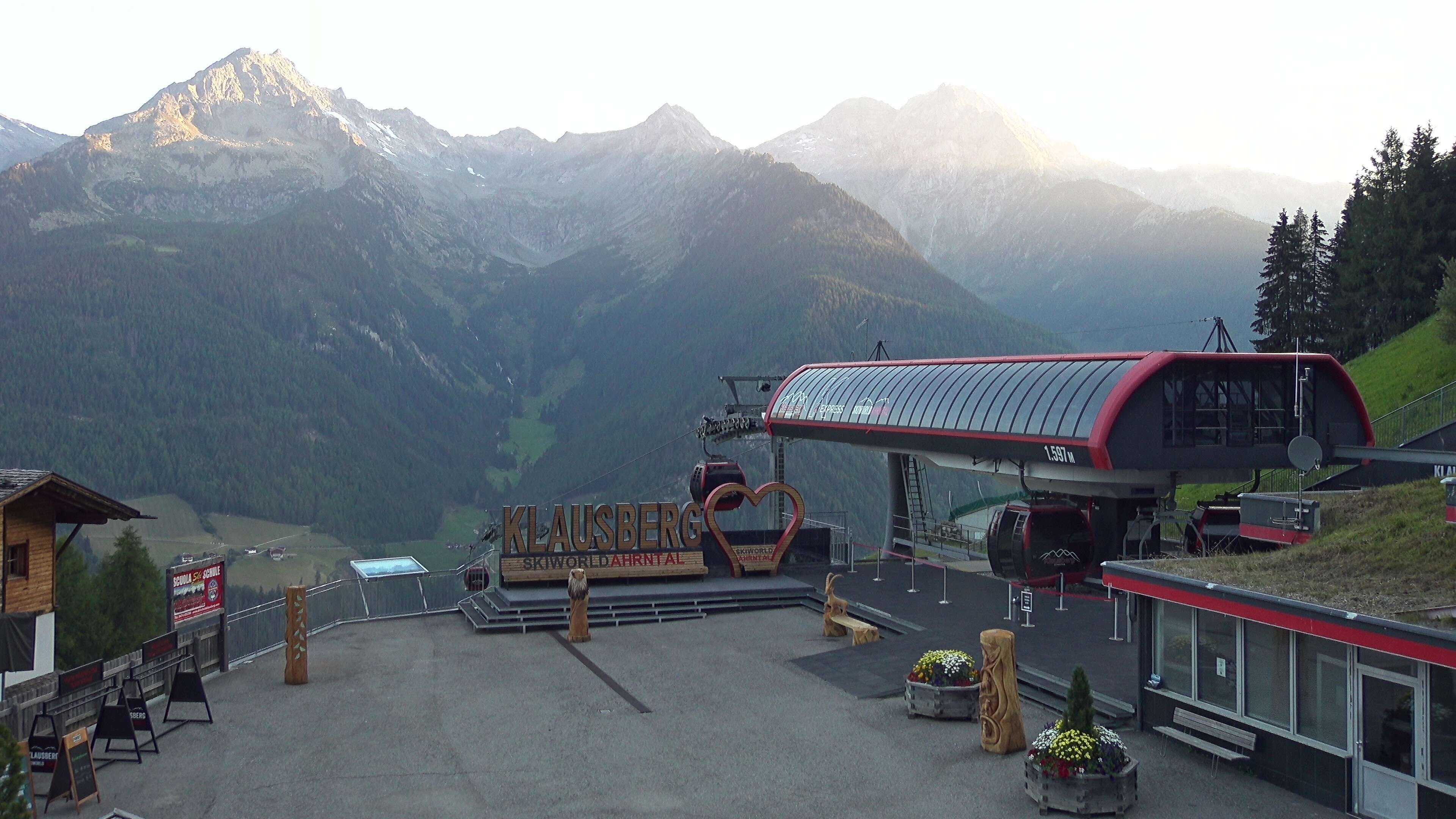Archiv Foto Webcam Bergstation Klausberg