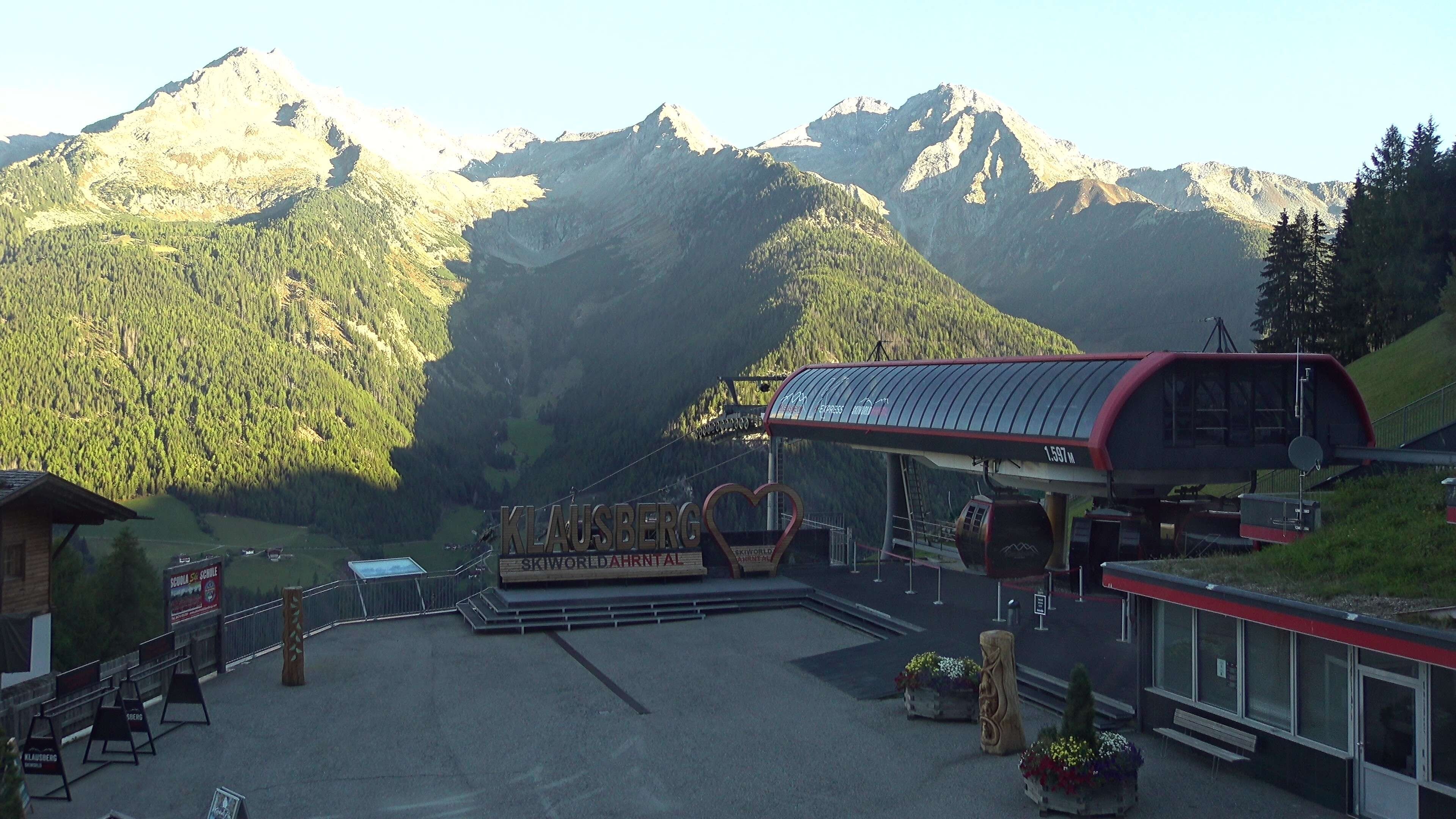 Archiv Foto Webcam Bergstation Klausberg