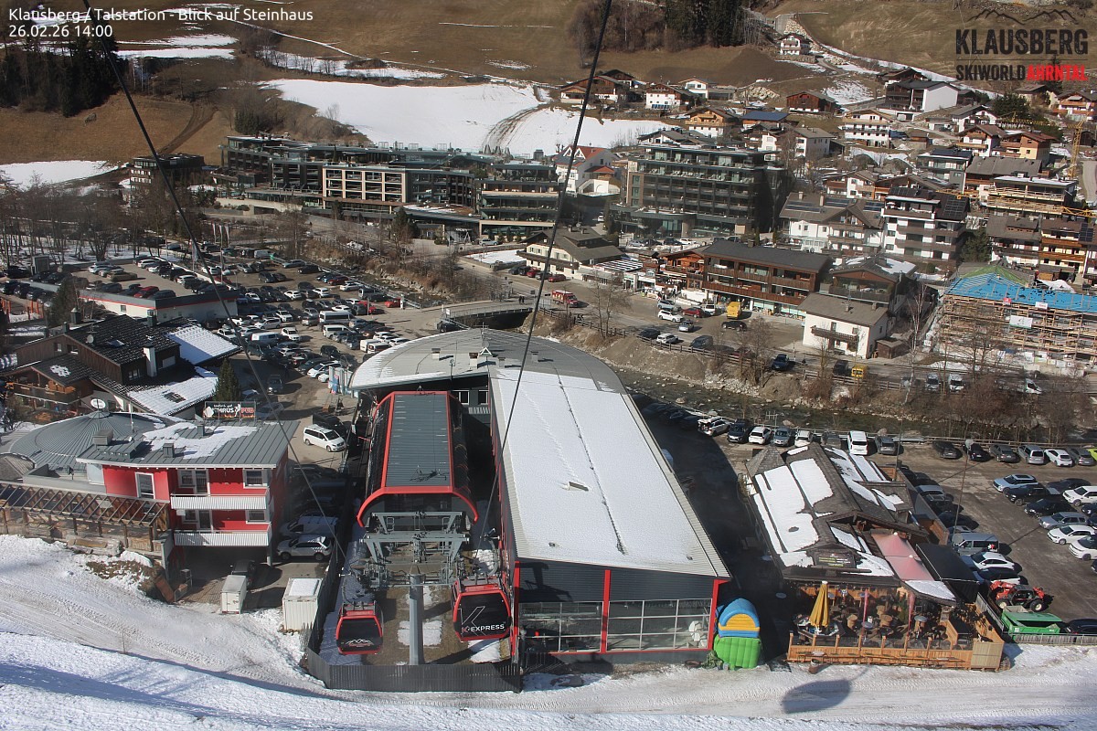 Archived image Webcam Klausberg gondola, Cadipietra/Steinhaus