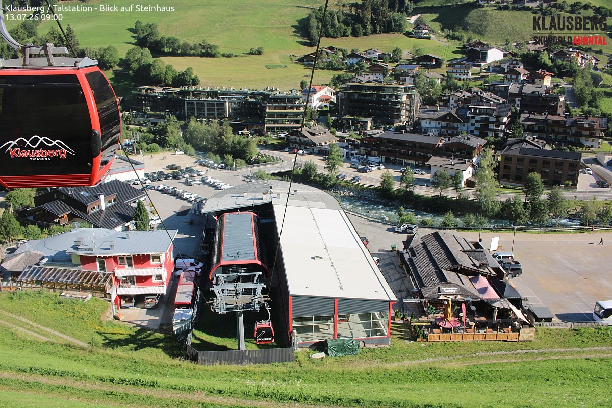 Archived image Webcam Klausberg gondola, Cadipietra/Steinhaus