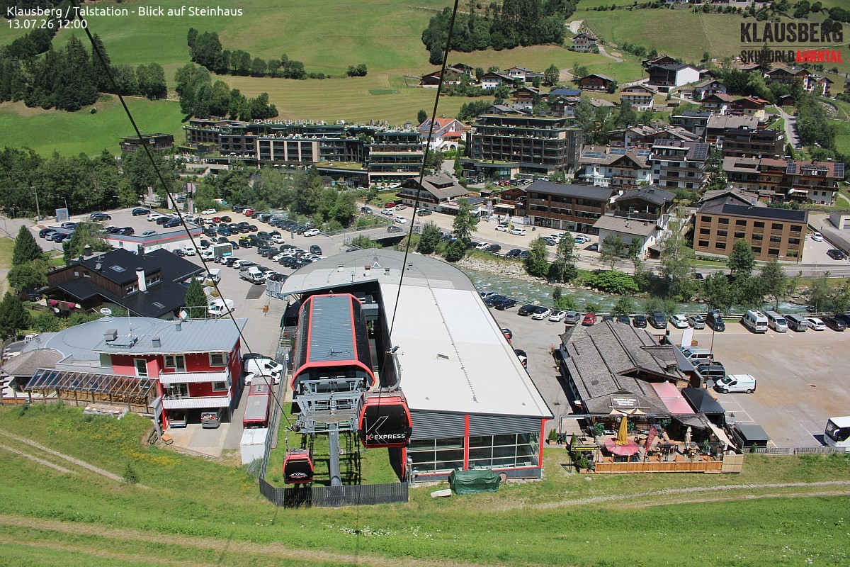 Archived image Webcam Klausberg gondola, Cadipietra/Steinhaus