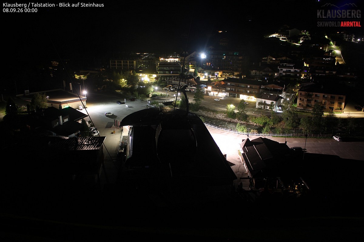 Archived image Webcam Klausberg gondola, Cadipietra/Steinhaus