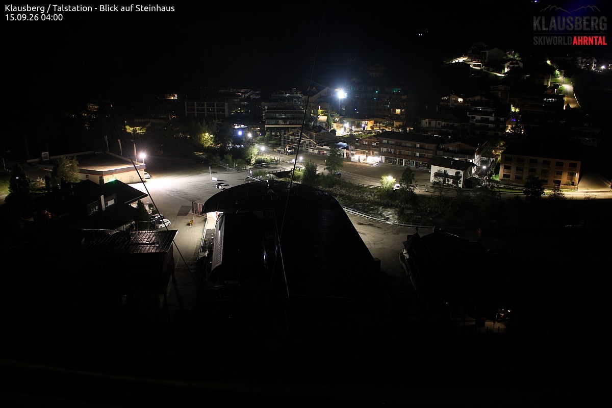 Archived image Webcam Klausberg gondola, Cadipietra/Steinhaus