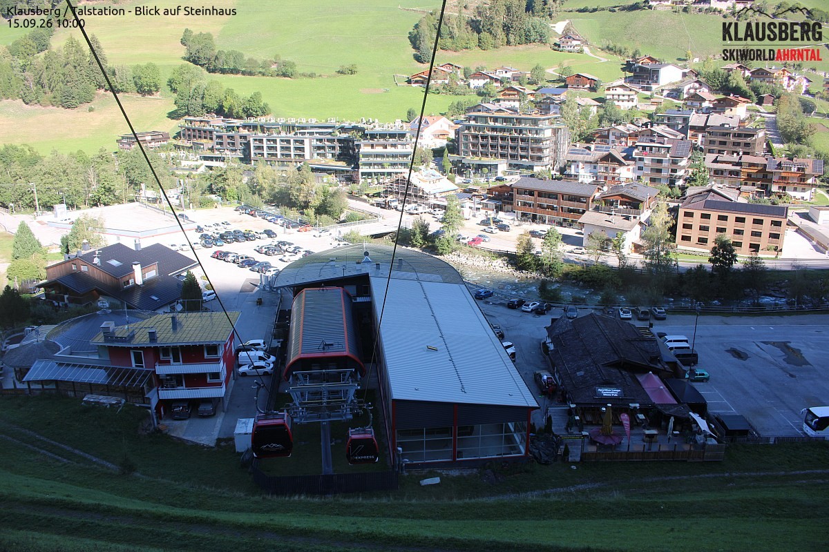Archived image Webcam Klausberg gondola, Cadipietra/Steinhaus