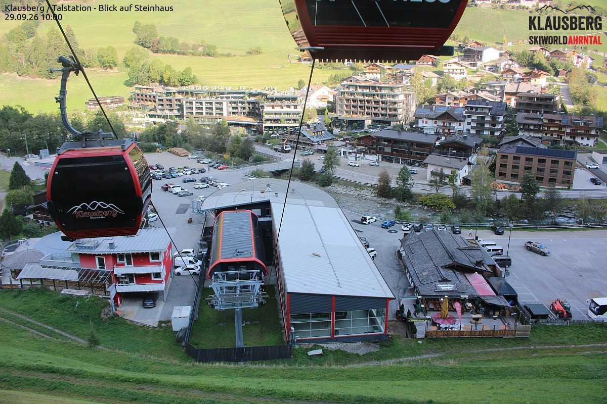 Archived image Webcam Klausberg gondola, Cadipietra/Steinhaus