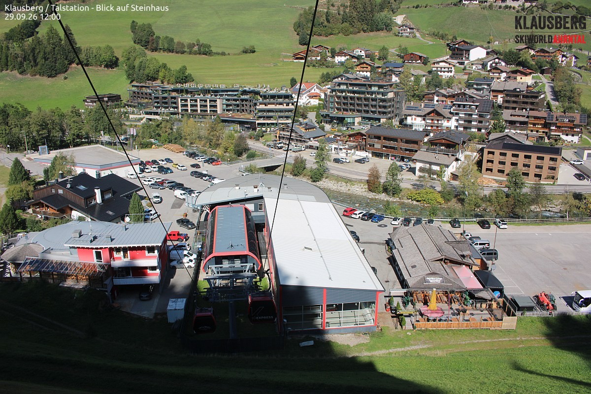 Archived image Webcam Klausberg gondola, Cadipietra/Steinhaus