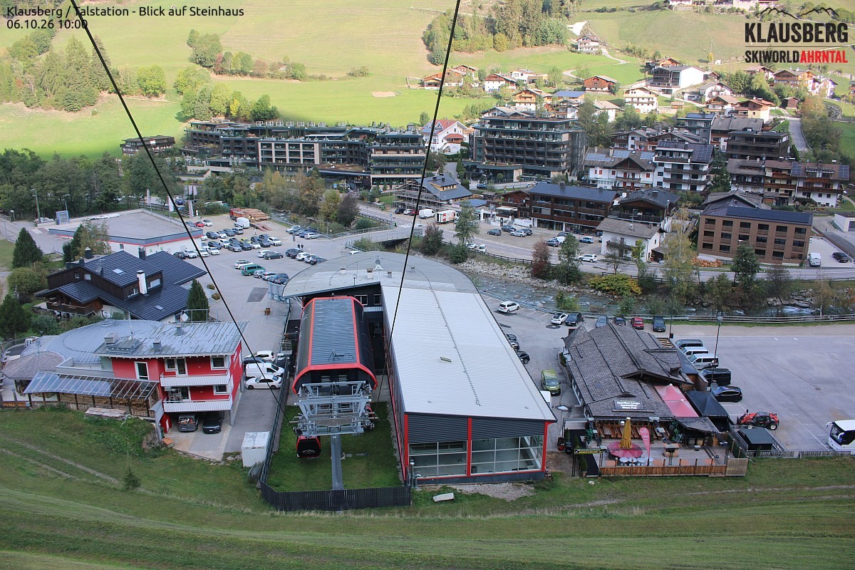 Archived image Webcam Klausberg gondola, Cadipietra/Steinhaus