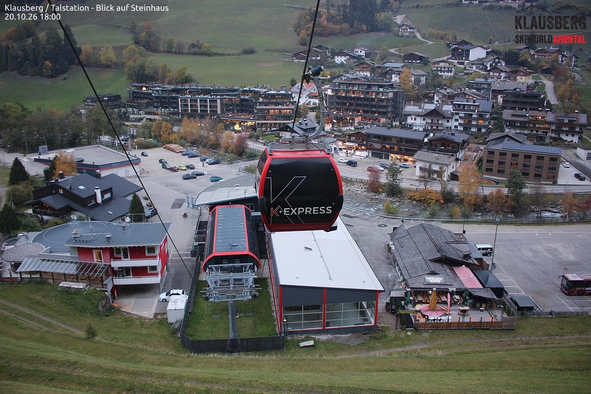 Archived image Webcam Klausberg gondola, Cadipietra/Steinhaus