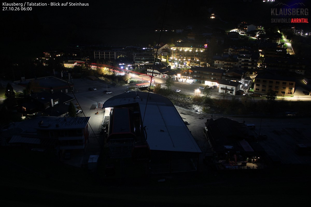 Archived image Webcam Klausberg gondola, Cadipietra/Steinhaus