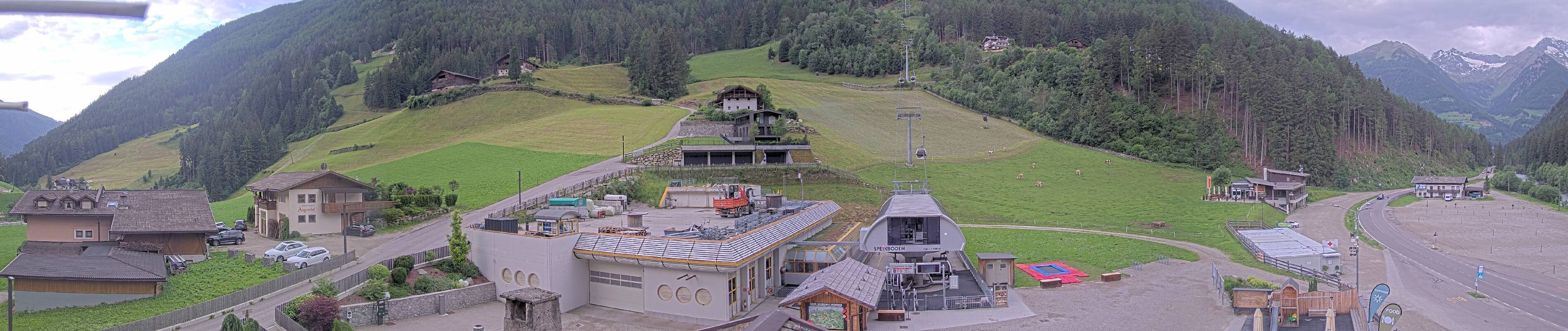 Archived image Webcam base station Speikboden gondola, South Tyrol