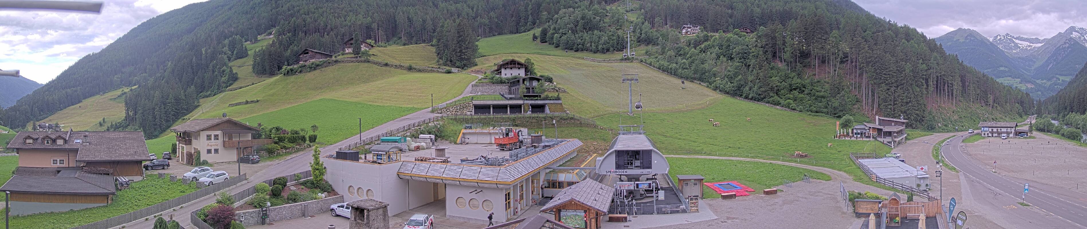 Archived image Webcam base station Speikboden gondola, South Tyrol