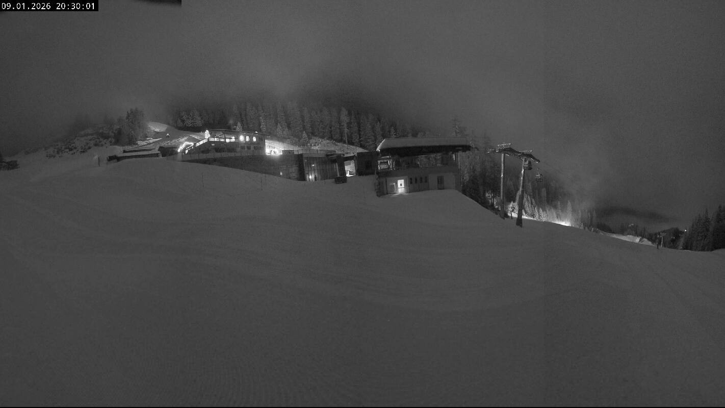 Archiv Foto Webcam Ladurns Gondelbahn Bergstation