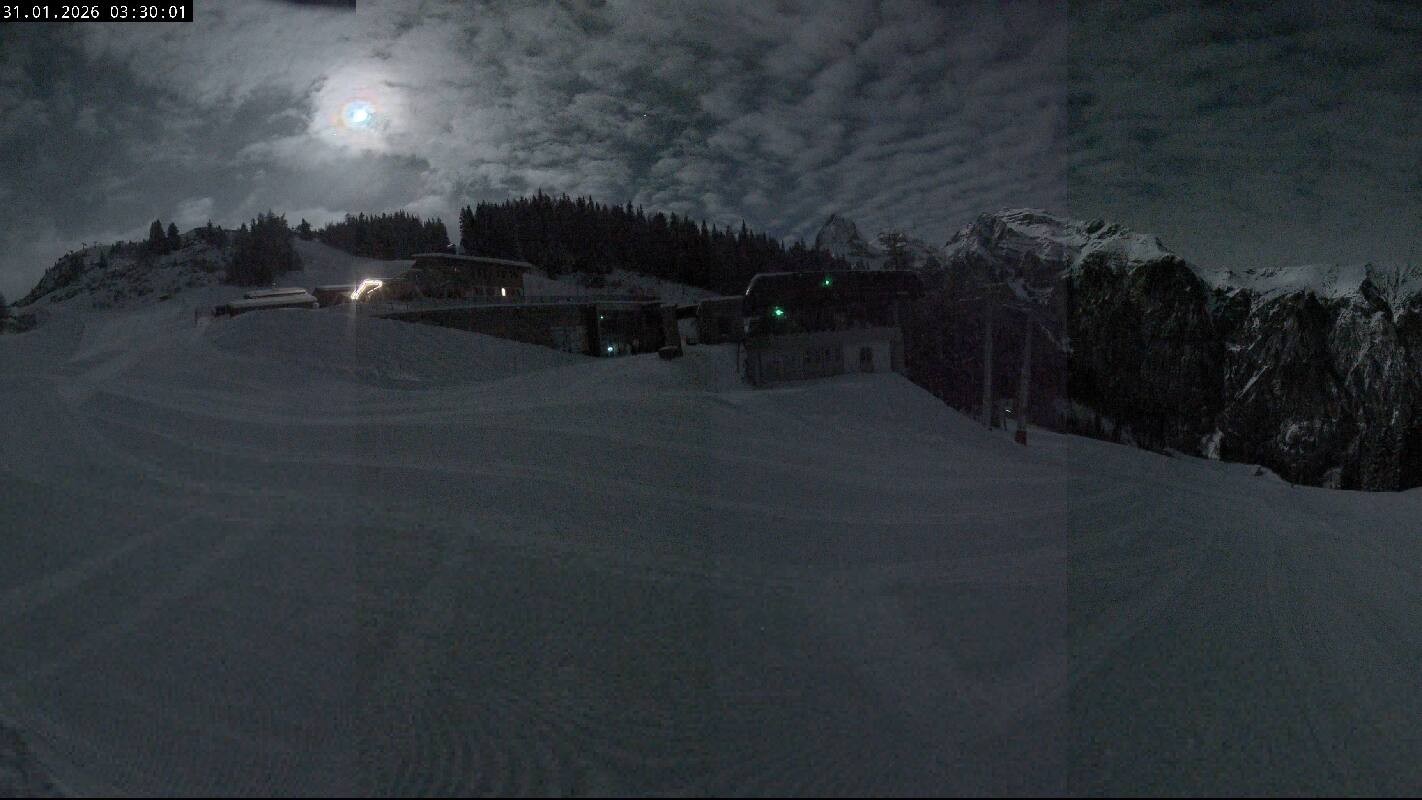 Archiv Foto Webcam Ladurns Gondelbahn Bergstation