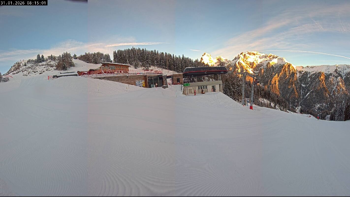 Archiv Foto Webcam Ladurns Gondelbahn Bergstation