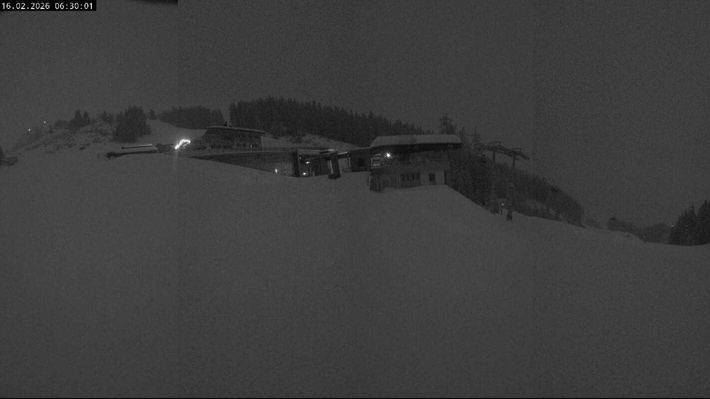 Archiv Foto Webcam Ladurns Gondelbahn Bergstation