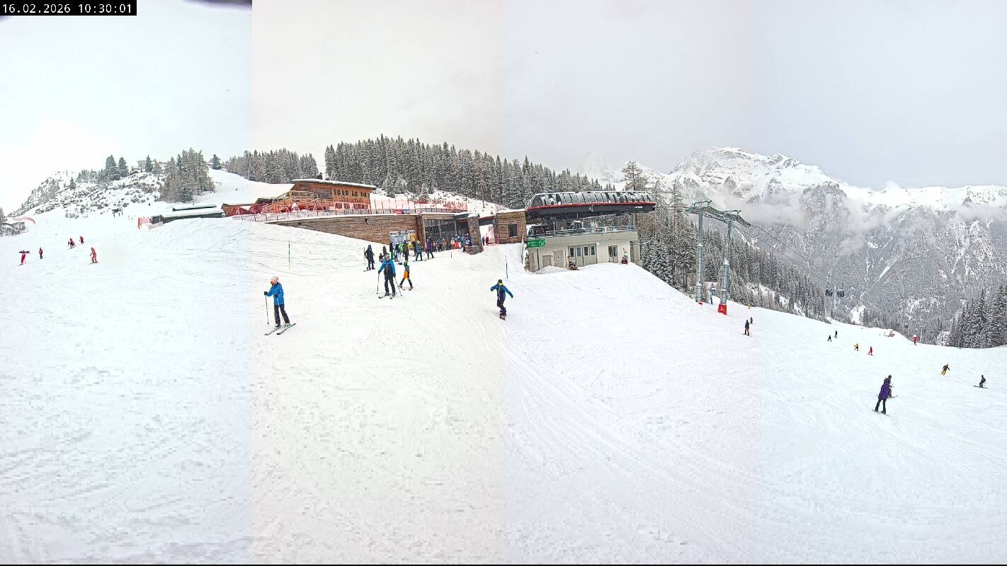 Archiv Foto Webcam Ladurns Gondelbahn Bergstation