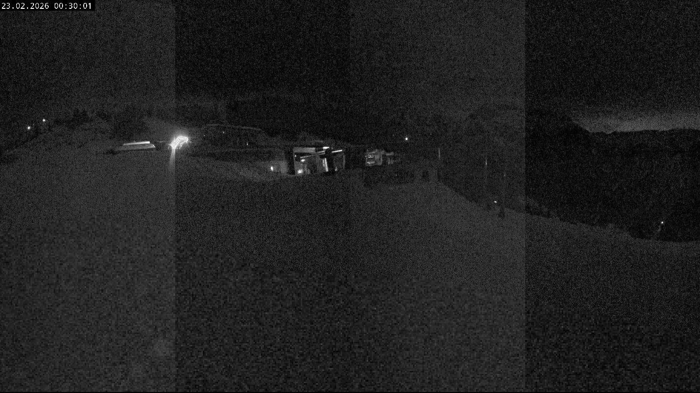 Archiv Foto Webcam Ladurns Gondelbahn Bergstation