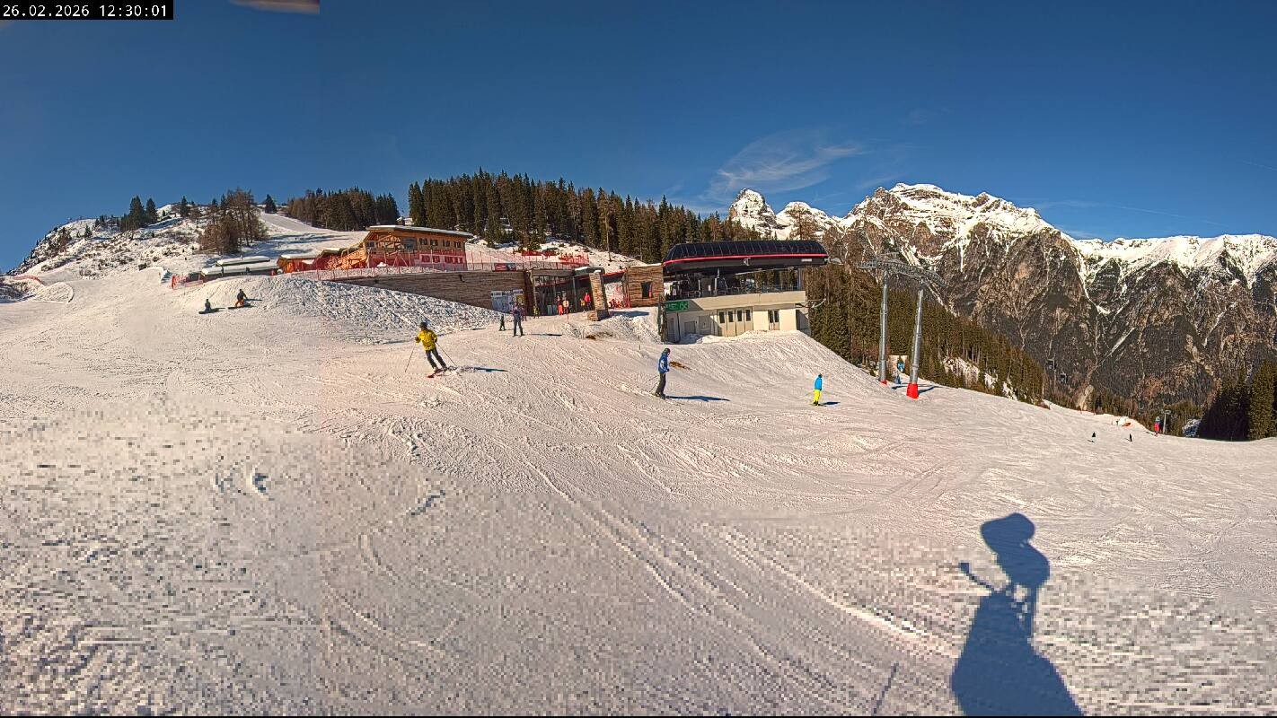 Archived image Webcam Top Station Ladurns gondola