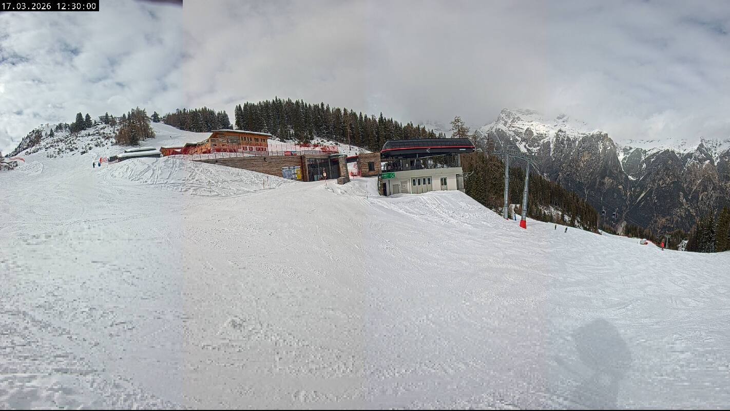 Archived image Webcam Top Station Ladurns gondola