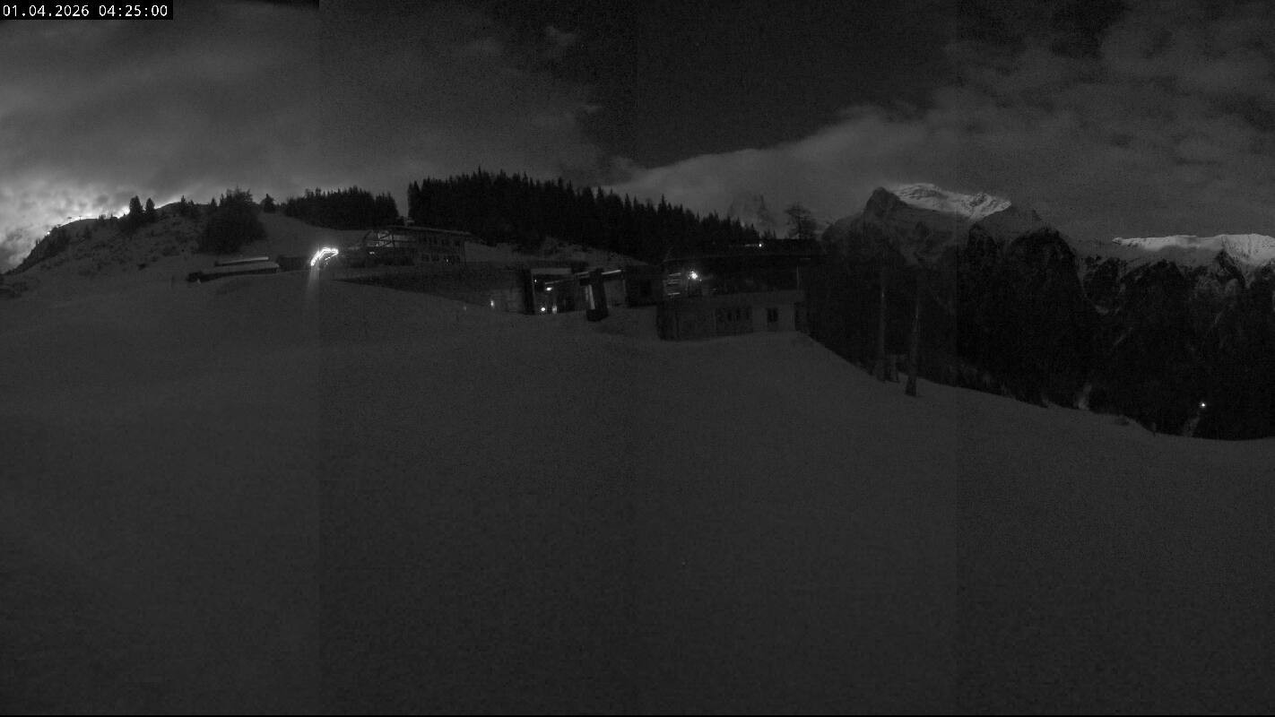Archiv Foto Webcam Ladurns Gondelbahn Bergstation