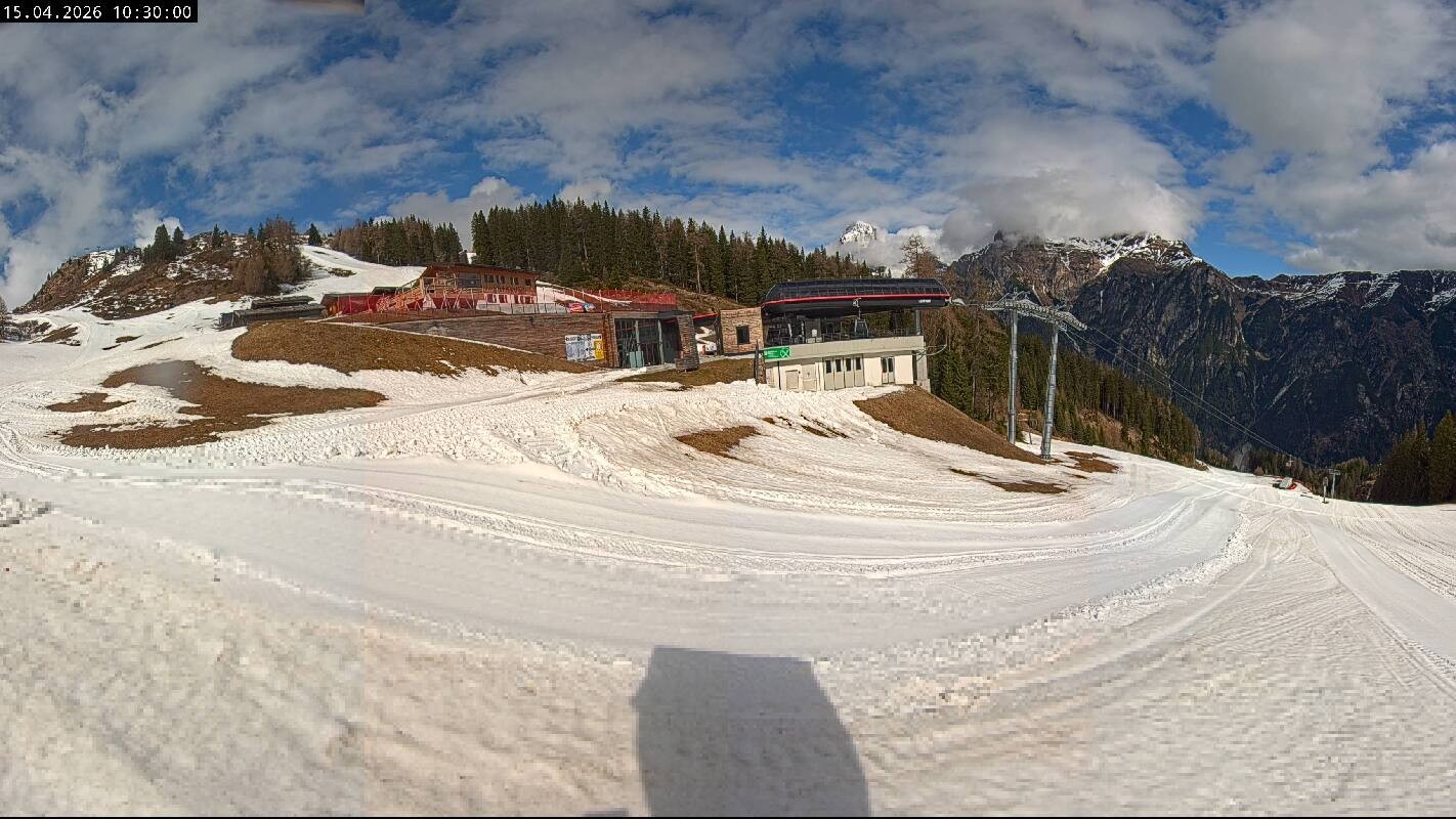 Archived image Webcam Top Station Ladurns gondola