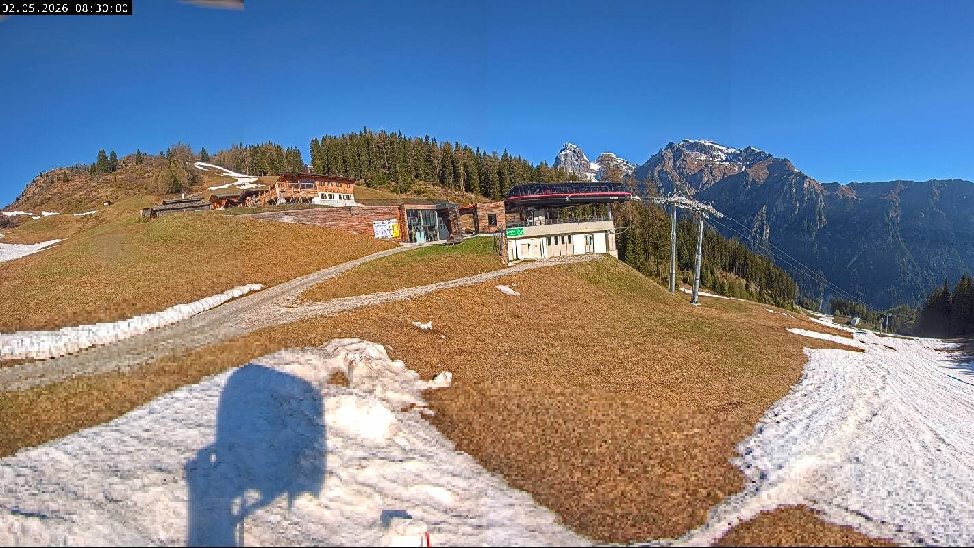 Archived image Webcam Top Station Ladurns gondola