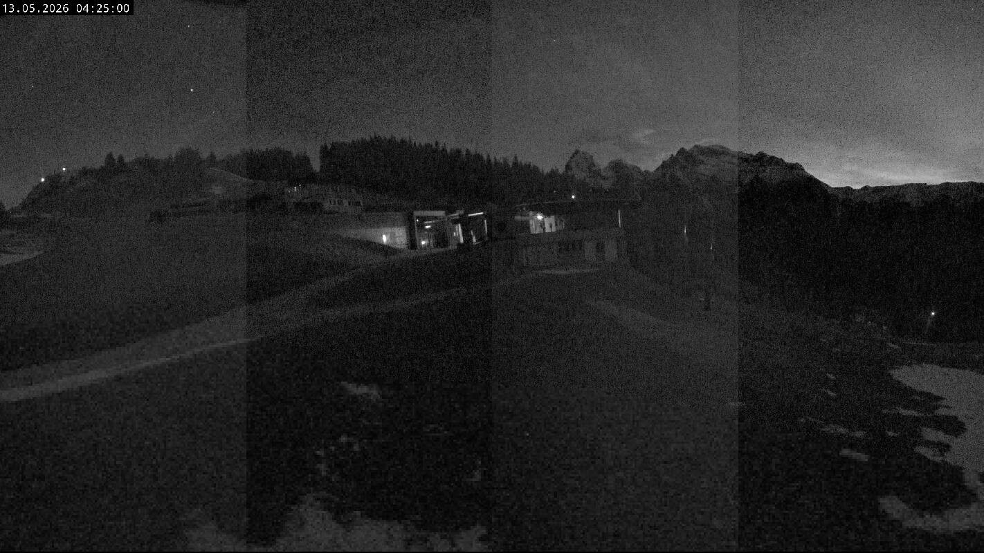 Archiv Foto Webcam Ladurns Gondelbahn Bergstation