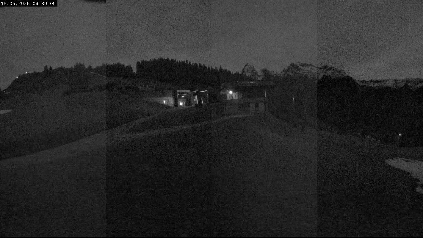 Archiv Foto Webcam Ladurns Gondelbahn Bergstation