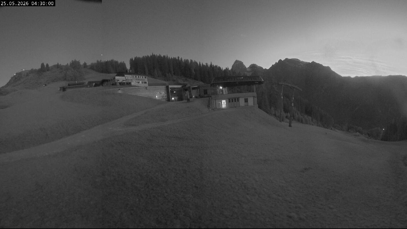 Archived image Webcam Top Station Ladurns gondola