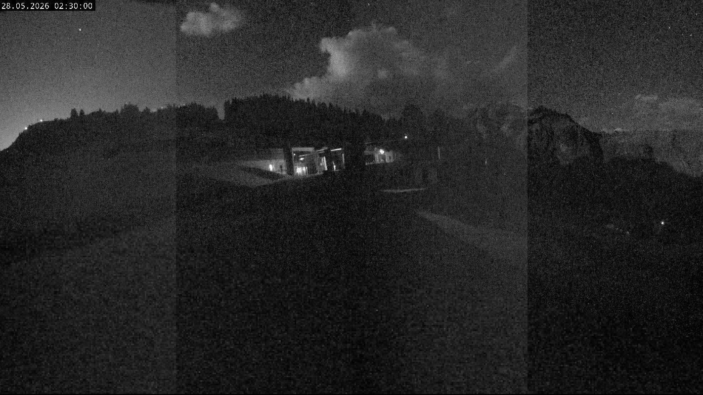 Archiv Foto Webcam Ladurns Gondelbahn Bergstation