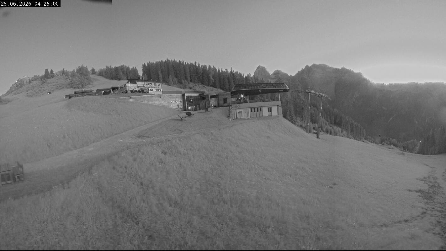 Archived image Webcam Top Station Ladurns gondola