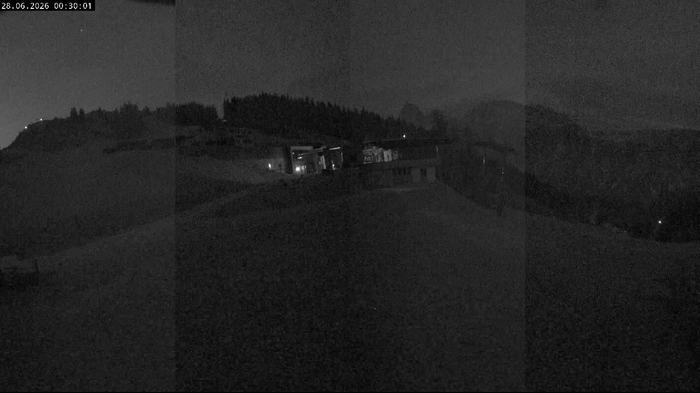 Archiv Foto Webcam Ladurns Gondelbahn Bergstation