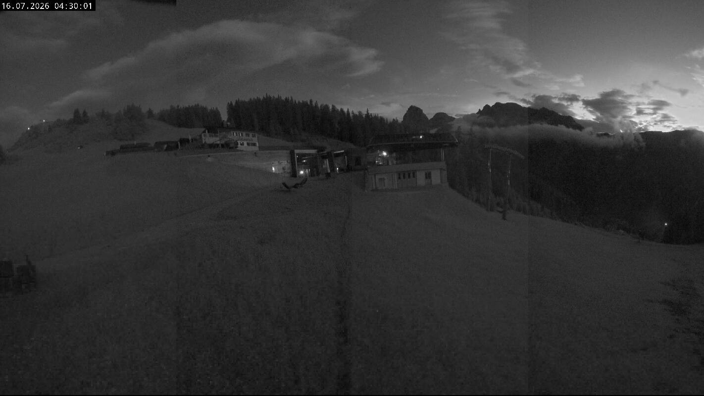 Archived image Webcam Top Station Ladurns gondola